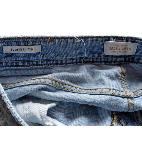 Jack & Jones Men's Faded Blue Slim Fit Jeans - Picture 6 of 8